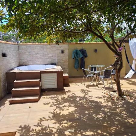 Casa Com Spa De Hidro, Aquecedor E Cromoterapia A 1,0 Km Do Centro Chapada dos Guimaraes Luaran gambar