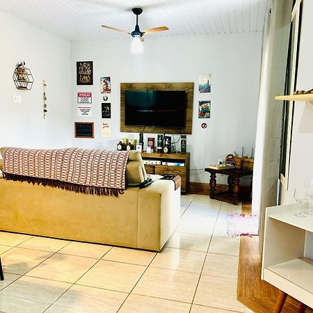 Casa Com Spa De Hidro, Aquecedor E Cromoterapia A 1,0 Km Do Centro Chapada dos Guimaraes Luaran gambar