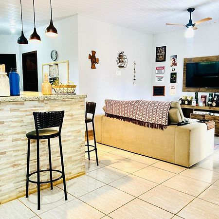 Casa Com Spa De Hidro, Aquecedor E Cromoterapia A 1,0 Km Do Centro Chapada dos Guimaraes Luaran gambar