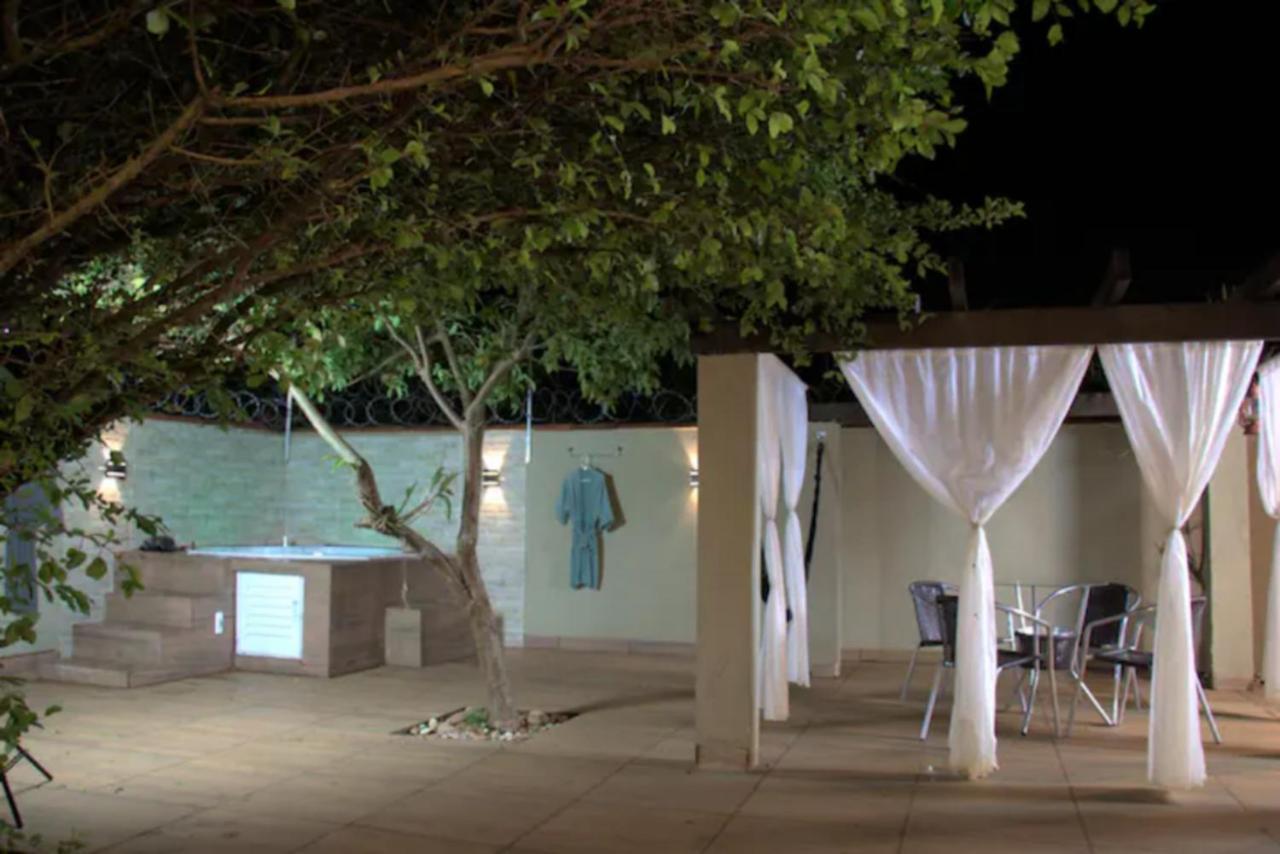 Casa Com Spa De Hidro, Aquecedor E Cromoterapia A 1,0 Km Do Centro Chapada dos Guimaraes Luaran gambar